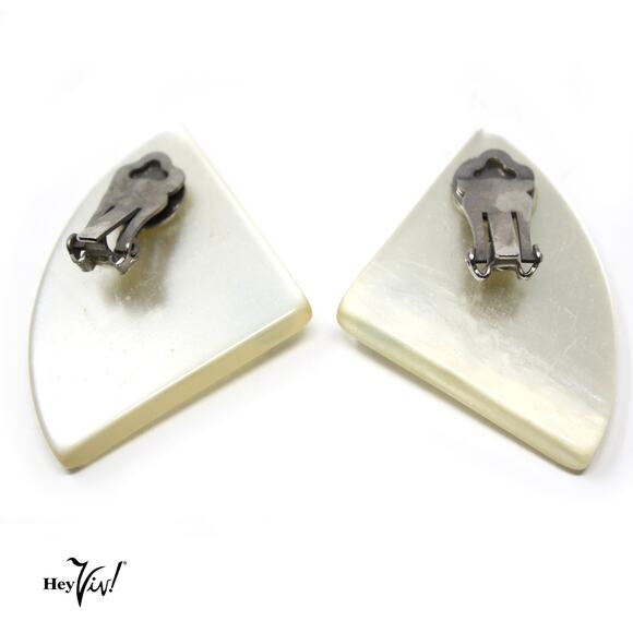 Vintage 80s Statement Earrings Translucent Lucite w Rhinestone 1.25" - Hey Viv - Picture 3 of 4